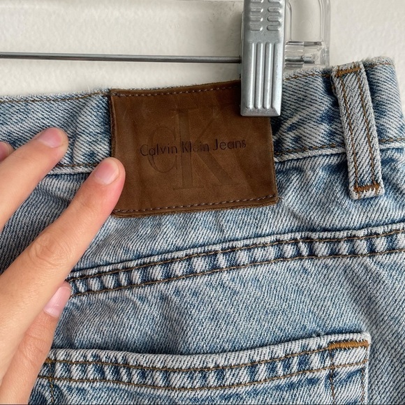 CALVIN KLEIN Vintage High Rise mom Jeans Size 16 light wash stone Union made 32 - Picture 4 of 11